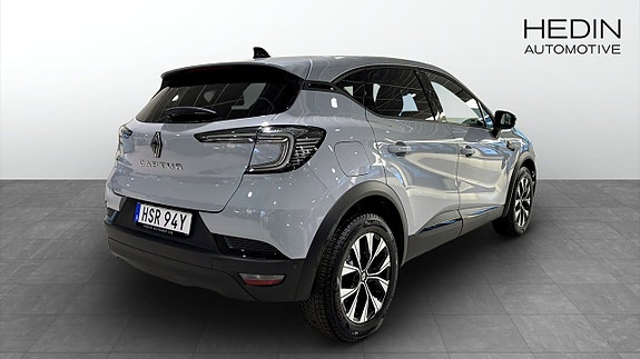 Renault Captur 5 of 23