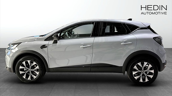 Renault Captur 8 of 23