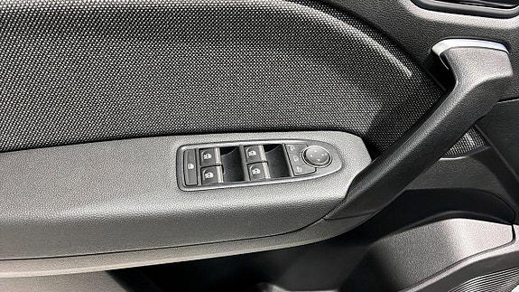 Renault Captur 11 of 23