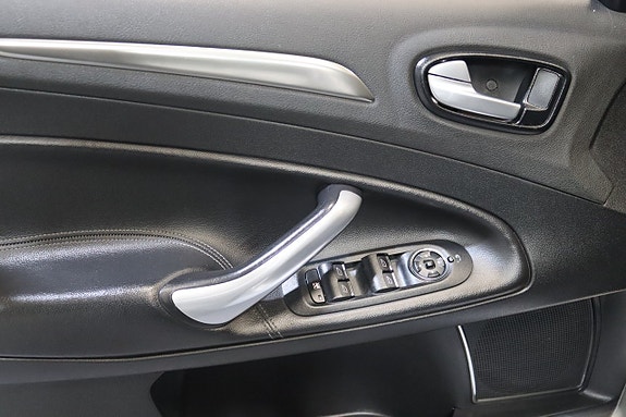 Ford Mondeo 15 of 18