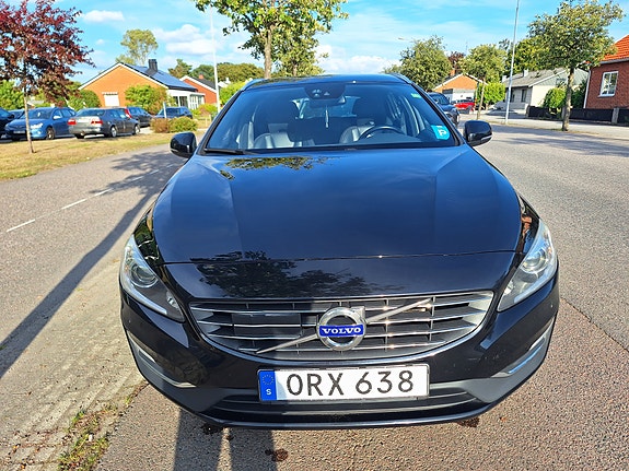 Volvo V60 7 of 18
