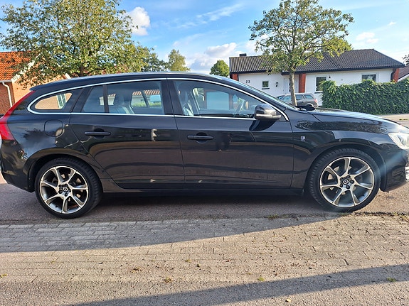 Volvo V60 5 of 18
