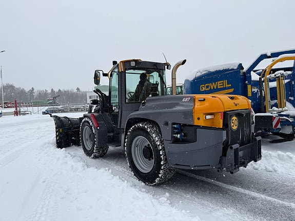 Redskapsbärare LM Trac 687   150 hk