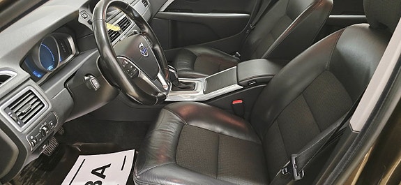 Volvo V70 9 of 21
