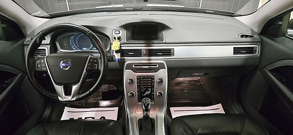 Volvo V70 7 of 21