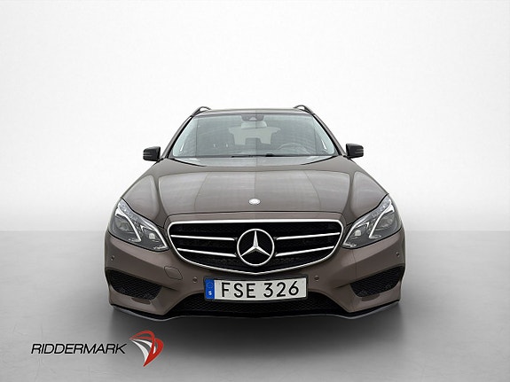 Mercedes-Benz E220 2 of 27