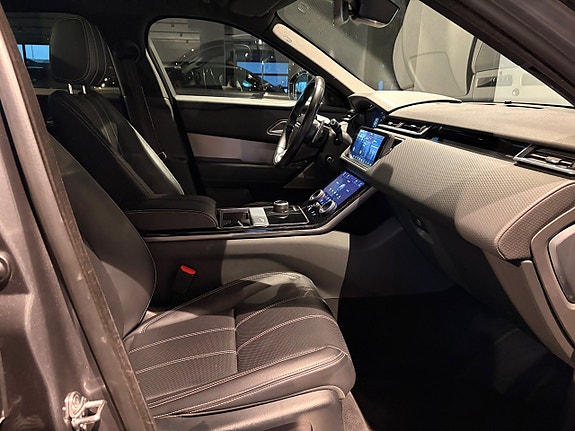 Land Rover Range Rover Velar 3 of 19
