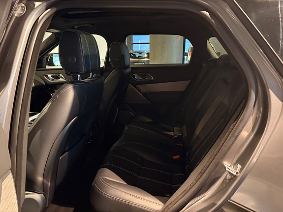 Land Rover Range Rover Velar 13 of 19
