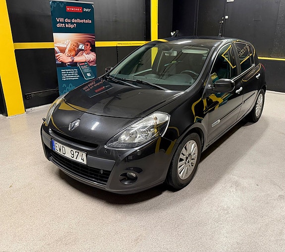 Renault Clio 2 of 5
