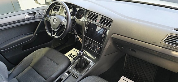 Volkswagen Golf-Serie 17 of 20