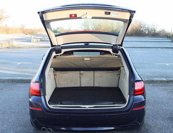 BMW 520d 8 of 12