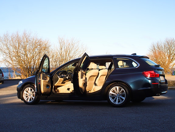 BMW 520d 4 of 12