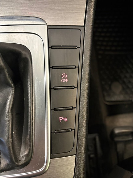 Volkswagen Passat 15 of 21