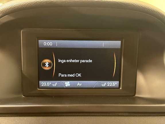 Volvo V70 16 of 27