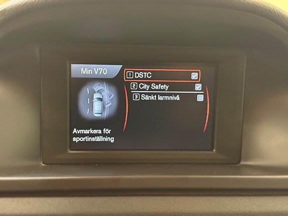 Volvo V70 18 of 27