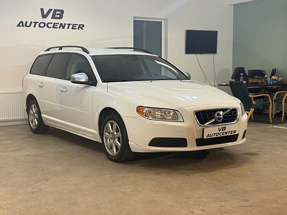 Volvo V70 25 of 27
