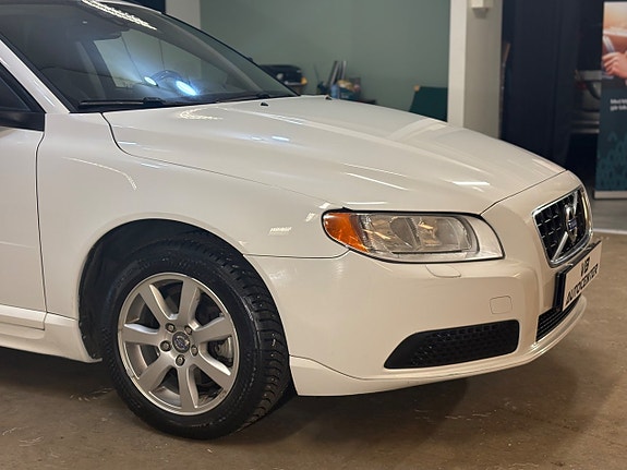 Volvo V70 27 of 27