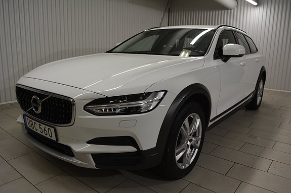 Volvo V90 Cross Country