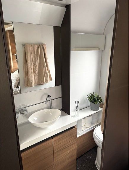 Adria Alpina 663 HT 7 of 19
