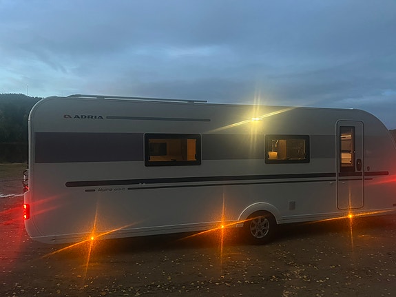 Adria Alpina 663 HT 5 of 19