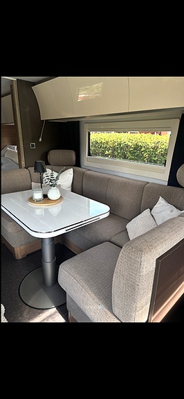 Adria Alpina 663 HT 16 of 19