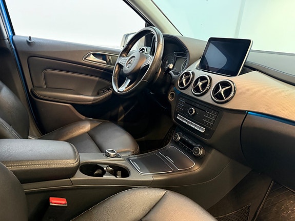 Mercedes-Benz B-Electric 5 of 5