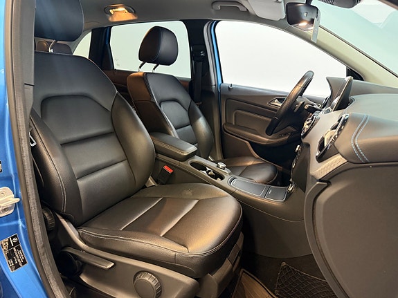Mercedes-Benz B-Electric 4 of 5
