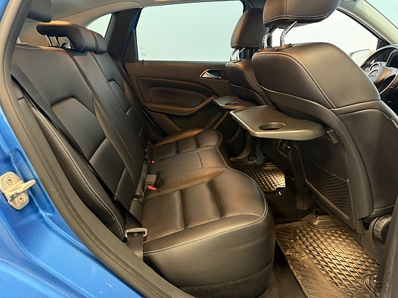 Mercedes-Benz B-Electric 8 of 9