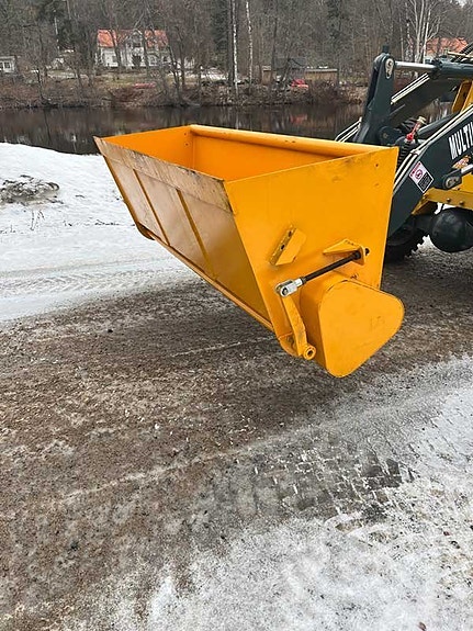 Sandspridare frontmonterad (från 26 995:- Ex moms)