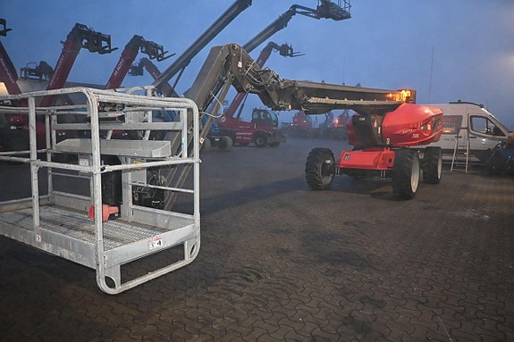 Manitou 260TJ 16 of 26