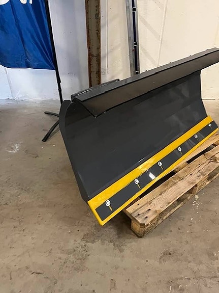 Multione/Avant Snöblad Diagonalt/Hydrauliskt 140 c