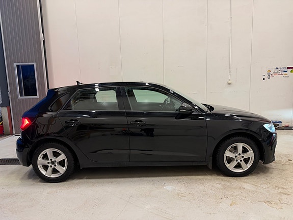 Audi A1 8 of 15