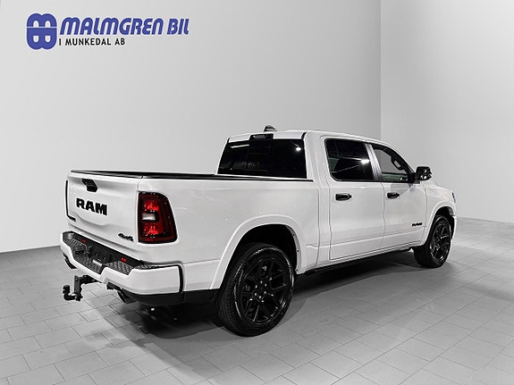 Dodge RAM 1500 3 of 5