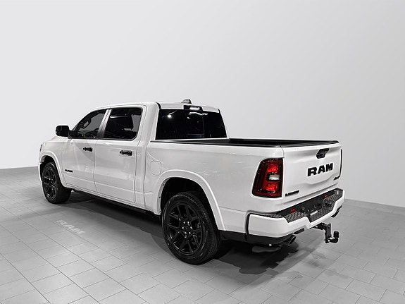 Dodge RAM 1500 9 of 27
