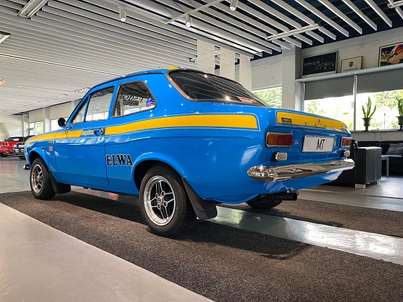 Ford Escort 8 of 26
