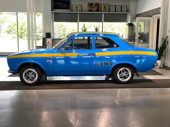 Ford Escort 3 of 5