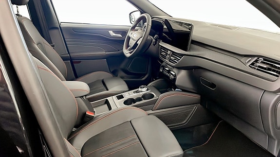 Ford Kuga 3 of 12