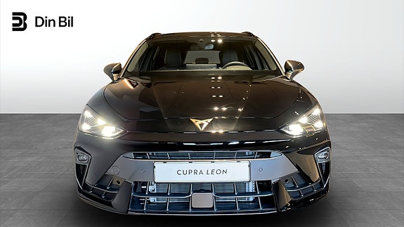 Cupra Leon 3 of 5