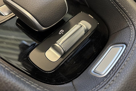 Mercedes-Benz GLE350 de 24 of 30