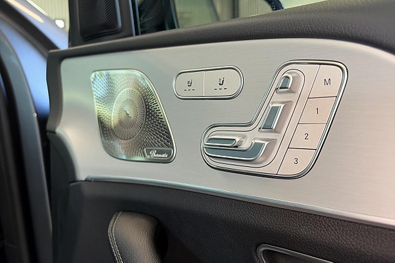 Mercedes-Benz GLE350 de 27 of 30