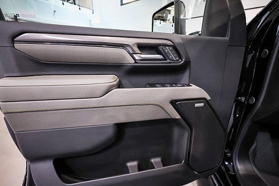 Chevrolet Silverado 2500 30 of 30