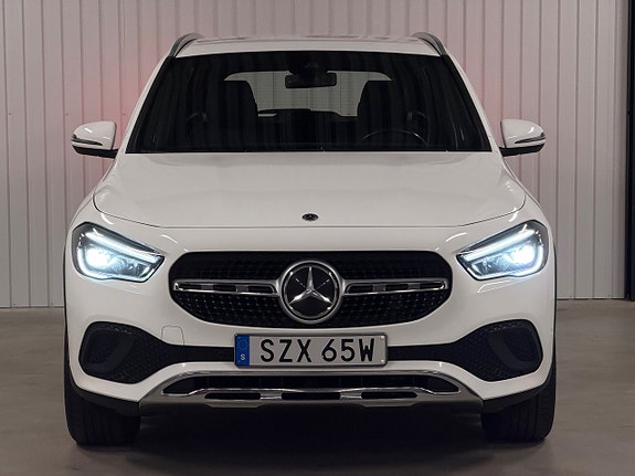 Mercedes-Benz GLA200 d 7 of 27