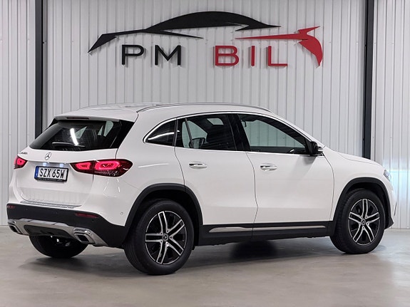 Mercedes-Benz GLA200 d 3 of 27