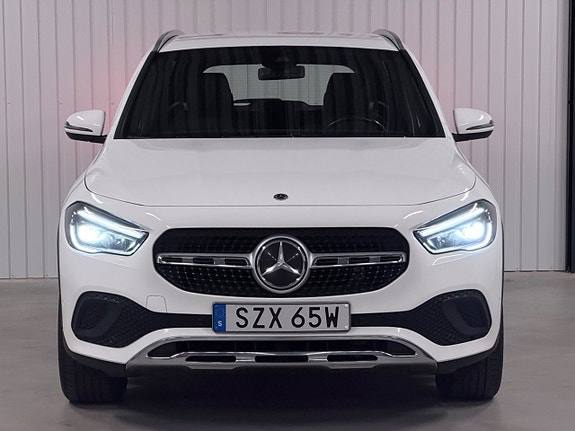 Mercedes-Benz GLA200 d 7 of 27