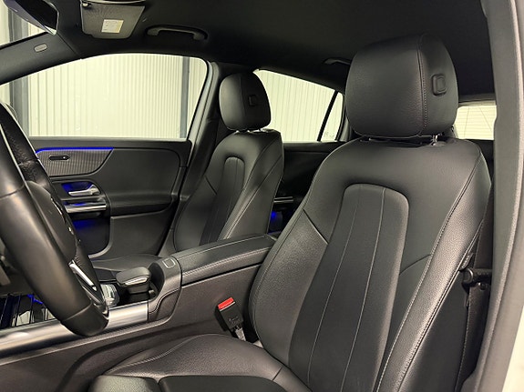Mercedes-Benz GLA200 d 13 of 27