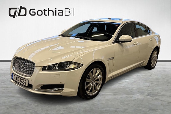 Jaguar XF 6 of 20