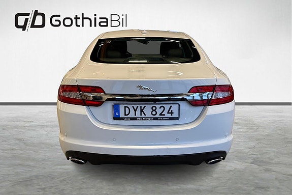 Jaguar XF 5 of 20