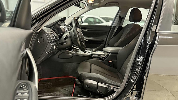 BMW 118d 9 of 17