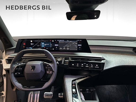 Peugeot e-3008 9 of 15