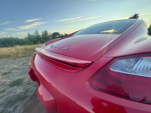 Porsche Cayman S 3 of 5